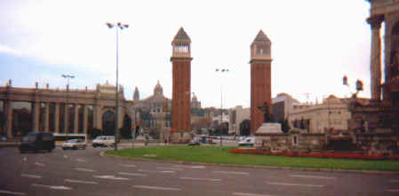 barplaza.jpg (22107 bytes)