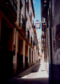 street1.jpg (37133 bytes)