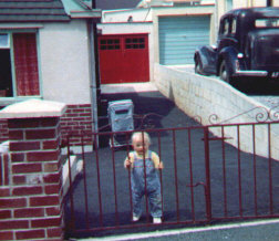 richgate.jpg (57237 bytes)