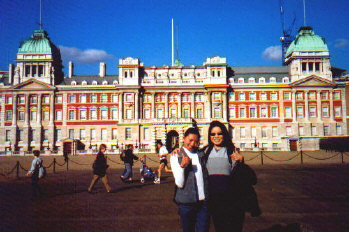 thumbs.jpg (45059 bytes)