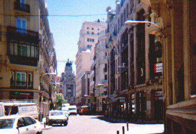 school.jpg (43613 bytes)