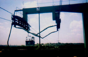 cable.jpg (24100 bytes)