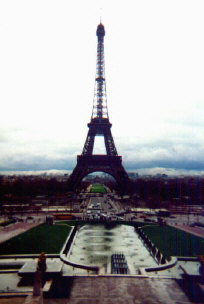 eiffel.jpg (24299 bytes)