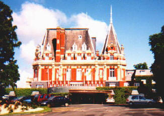 impney.jpg (24152 bytes)