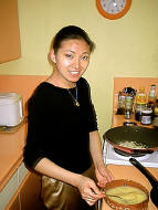 yvette-kitch.jpg (89724 bytes)